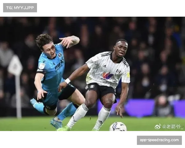 富勒姆客场三球击败桑德兰 希门尼斯点球头球梅开二度